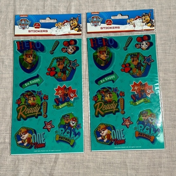Paw Patrol Hologram Stickers 40 stickers - 2 packets of 20 NEW IN PACKET - Picture 1 of 11